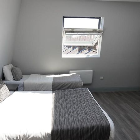 Roshni Hotel Southall Kültér fotó